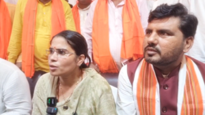 भाजपा की सभा में सीमा द्विवेदी की तस्वीर नहीं होने पर उठे सवाल, गुटबाजी को लेकर चर्चाएं तेज