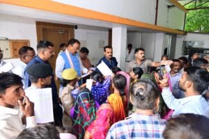 प्रदेश का आबकारी विभाग देश में अन्य प्रदेशों के लिए बन चुका है रोल मॉडल सभी मिलकर इस छवि को बनाये रखें-आबकारी मंत्री नितिन अग्रवाल