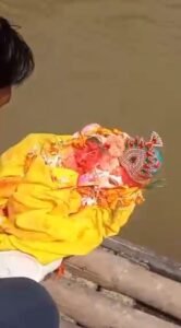 गणपति बप्पा मोरया के जयकारे के साथ गणेश जी को किया विदा