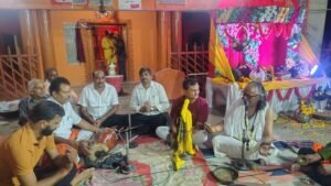 हनुमान गढ़ी मंदिर बक्शा में हर्षोल्लास से मनाई गई श्रीकृष्ण जन्माष्टमी